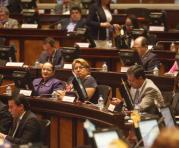 Legisladores de Alianza País se reunieron en la Asamblea para analizar algunos temas importantes. Foto: Vicente Costales / ÚN