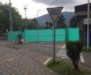Según informó la Empresa Pública Metropolitana Metro de Quito (Epmmq), a partir de este martes 12 de septiembre se iniciaron los trabajos para ampliar el cerramiento de la obra. Foto: ÚN