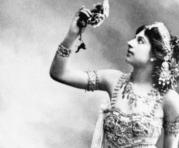 Este archivo sin fecha de la espía Margaretha Geertruida Zelle, más conocida como Mata Hari. Foto: AFP