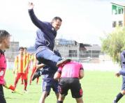 La agresión del entrenador de Católica Sub 18 al cuarto árbitro en el sur. Foto: Cortesía