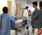 Algunos de los heridos llegaron para recibir atención en el Hospital Docente de Calderón. Foto: Eduardo Terán / ÚN
