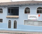 La Unidad Educativa Municipal Alfredo Pérez Guerrero está ubicada en la parroquia San José de Minas.