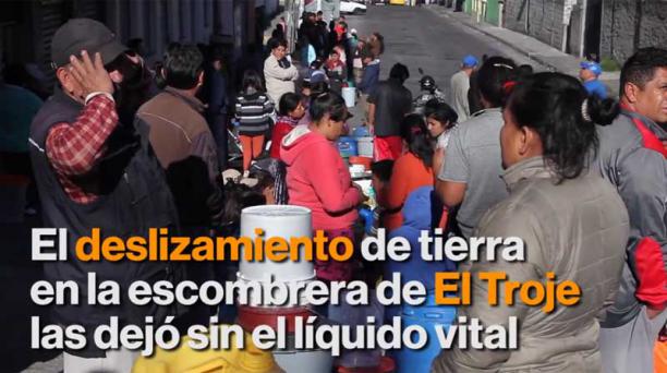 Deslizamiento de tierra en El Troje dejó sin agua  a varios sectores de Quito